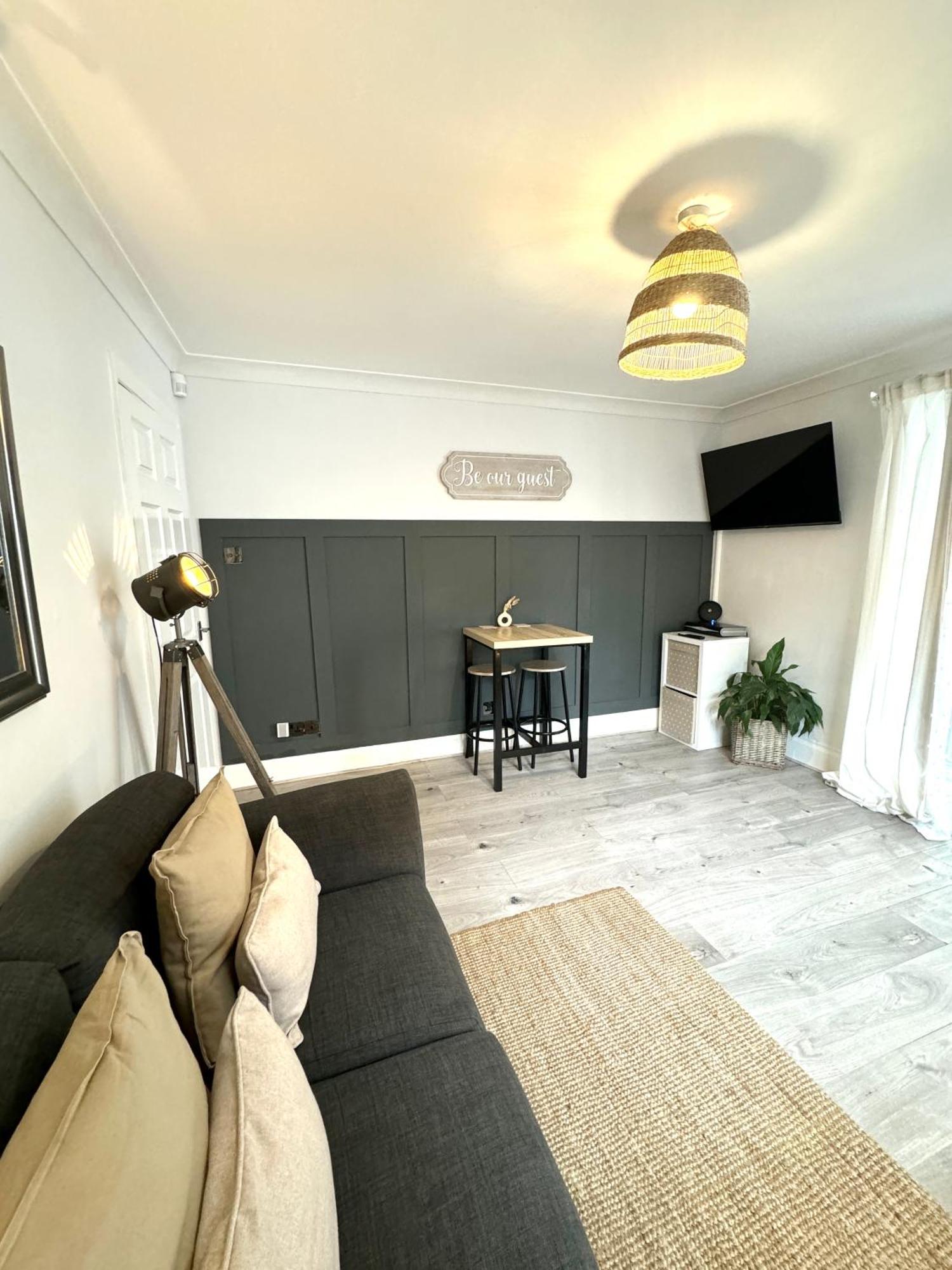 Chester'S - Central Chester Stays - City Walls - Private Garden Overlooking River Dee Εξωτερικό φωτογραφία